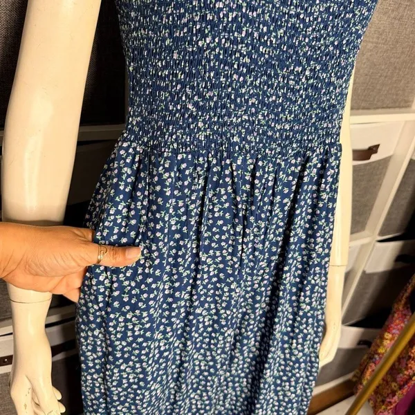 Dokotoo Floral Smocked Sleeveless Jumpsuit Size Large - Image 7