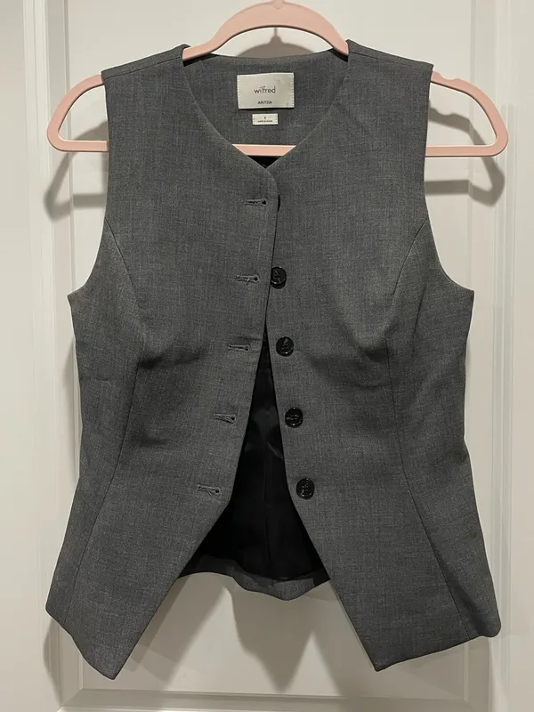 Aritzia Wilfred Regal Crepette Vest Size 4 - Image 3