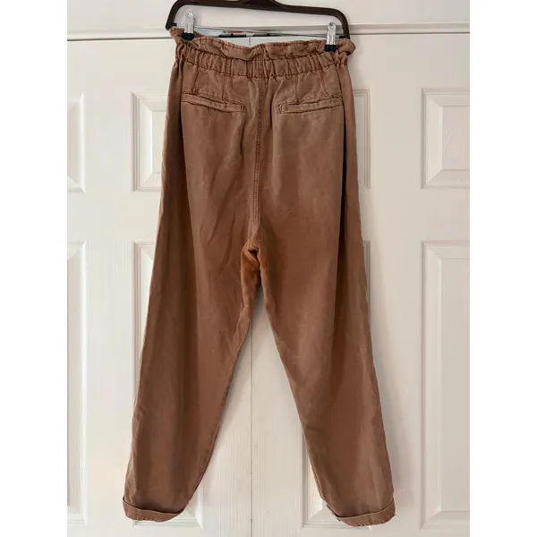 Free‎ People Brown Paperbag Waist Tapered Pleated Pants Small High Rise Cropped - Image 3