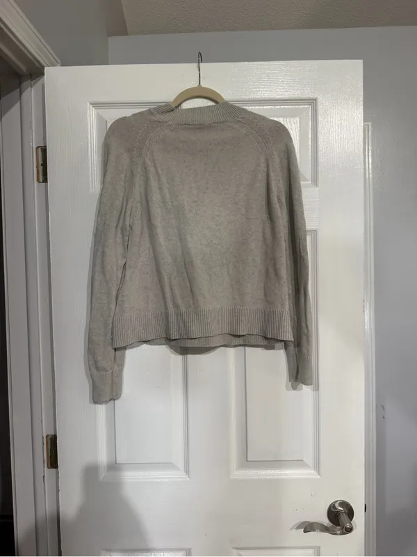 Everlane 100% cotton boxy crop mock neck sweater size m - Image 3