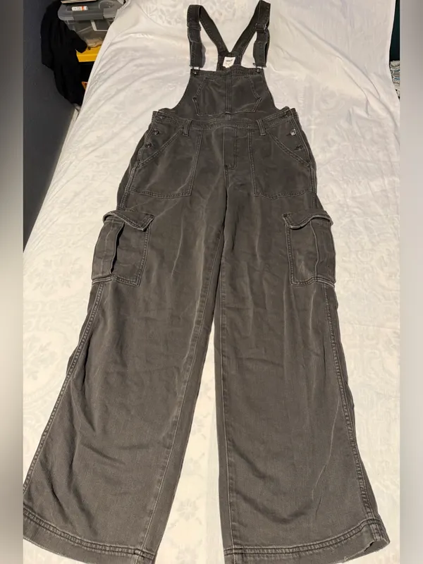 aerie baggy gray Cargo Denim Overalls wide leg size M - Image 3