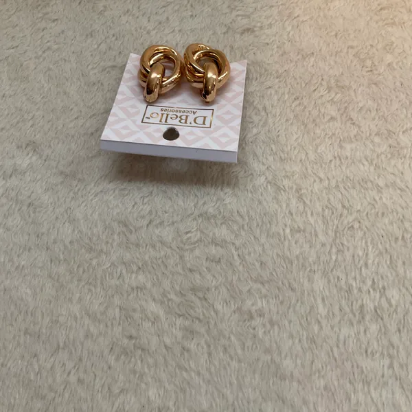 D’Bello Double Ring Earrings Gold - Image 2