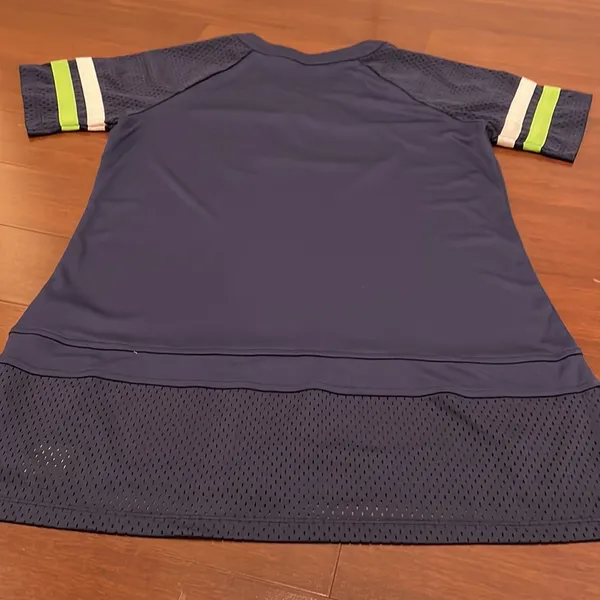 Fanatics Blue and Green Seahawks Jersey - Image 7