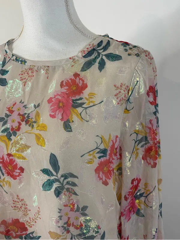 LOFT Floral Metallic Shimmer Ruffle Cuff Blouse Cream Pink M - Image 3