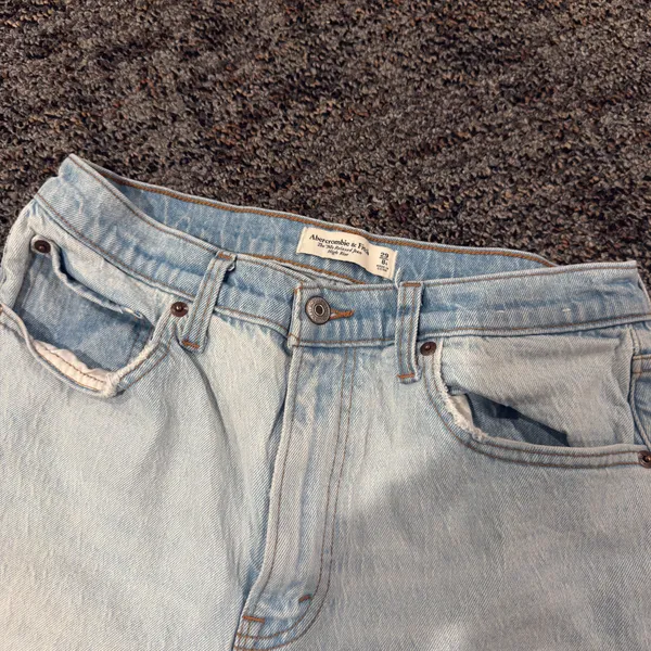 Abercrombie Straight Jeans - Image 3