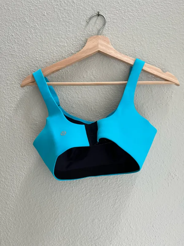 Lululemon Sports Bra Blue High Support 32D - Image 2