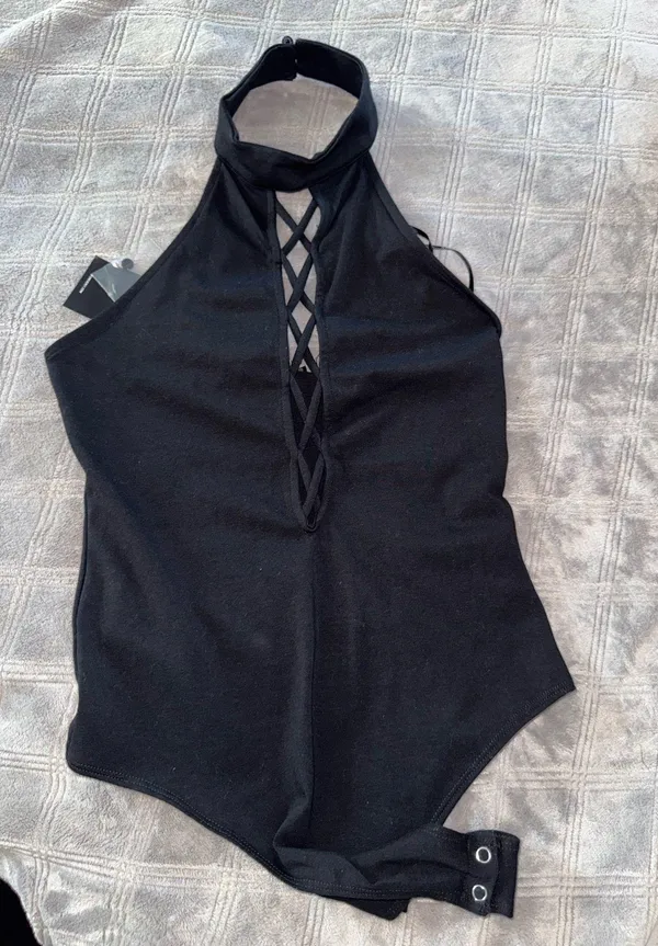 FOREVER 21+ Lace-Up Halter Bodysuit black size M - Image 2