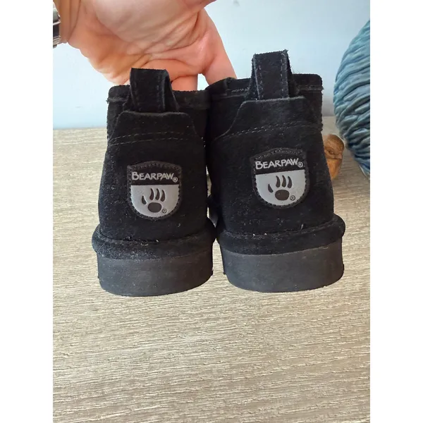 Bearpaw Suede Ankle Boots Women Black‎ Size 6 - Image 6