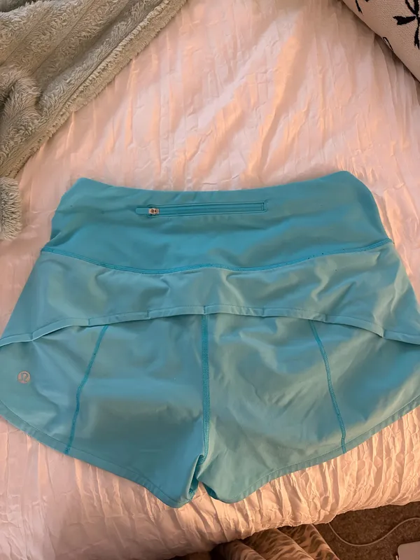 Lululemon Speed Up Shorts 2.5" High-Rise - Image 2