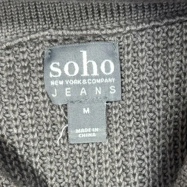 NY & Co Soho Jeans Sweater Gray Off Shoulder Cable Knit Boho Minimalist Casual M - Image 6