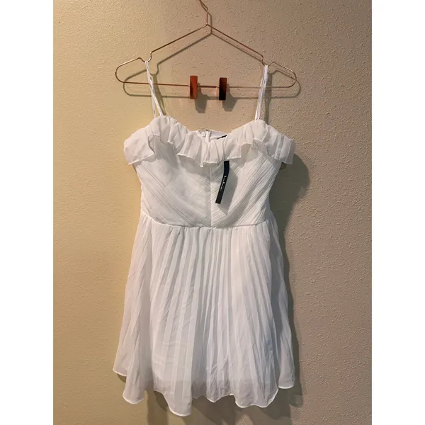 Lulus Mini Dress Women Large White DJ1682 Off Shoulder Pleated Ruffle Bridal New - Image 2