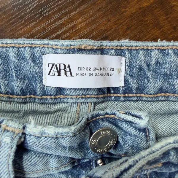 Zara Light Wash Blue Denim Jeans Straight Leg High Waist Size 0 - Image 2