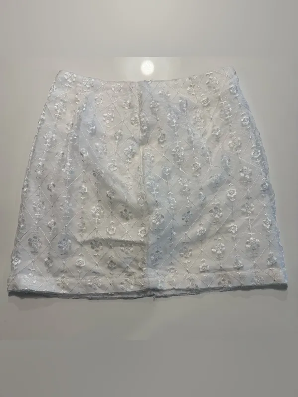 Urban Outfitters White Embroidered Mini Skirt Cottagecore Coquette‎ Size S - Image 3