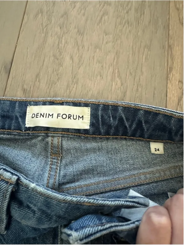 Aritzia Denim Forum Remy Wide Leg Jeans Blue Size 24 - Image 3