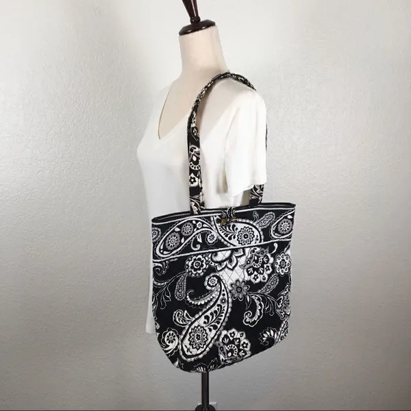 Vera Bradley large paisley shoulder tote‎ - Image 2