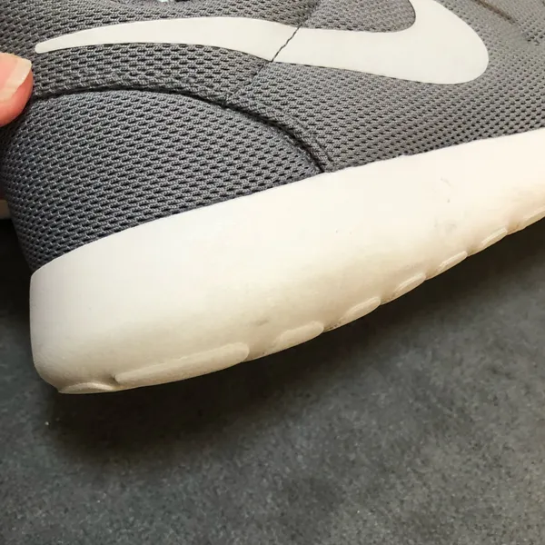 Nike Roshe One Sneakers - Image 15
