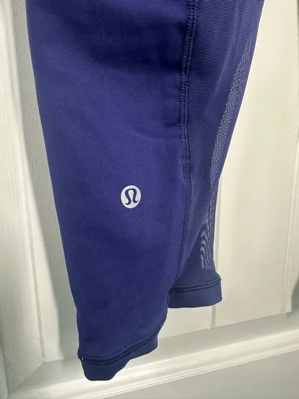 Lululemon HIT IT Purple Athletic Cropped Leggings with Side Pockets - Image 5