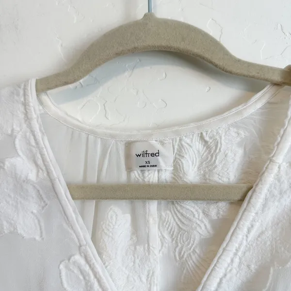 Aritzia Wilfred | Augustine Floral Semi Sheer Peplum Top in White - Image 4