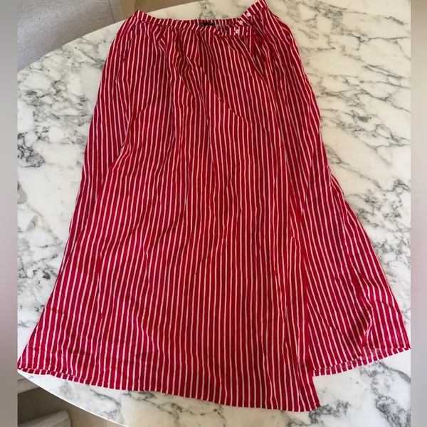 NWOT J. Crew Cotton Voile Beach Coverup Skirt Red & White Stripes Sz L Sold Out - Image 4