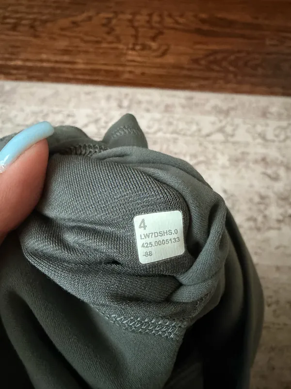 Lululemon No Line Align Shorts - Image 2