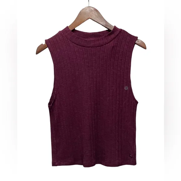 American Eagle chic ribbed high neck sleeveless sweater Burgundy size Large - Image 5
