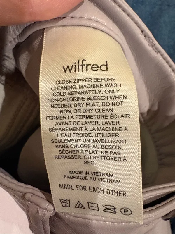 Aritzia Wilfred Melina Pants faux leather straight leg sz 6 new NWOT lavender - Image 6