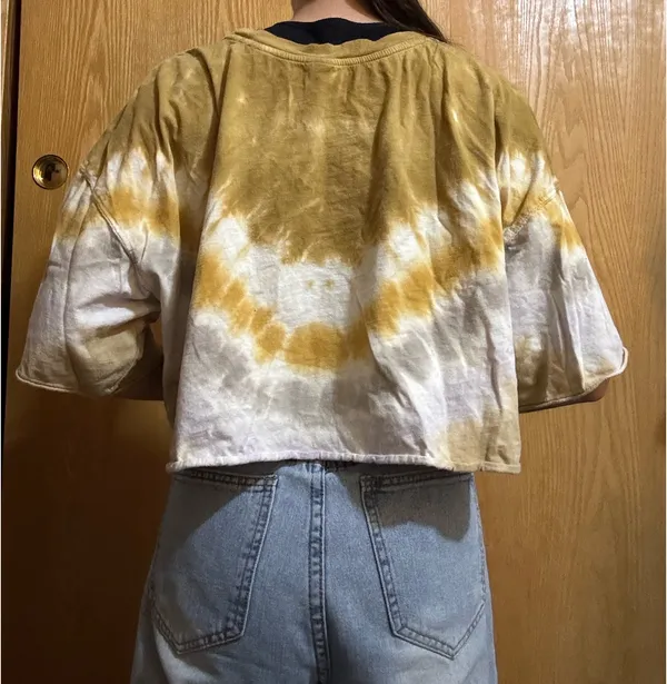 Target Tie-Dye Cropped Tee Shirt - Image 3