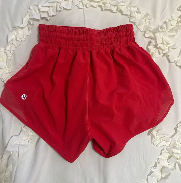 Red Lululemon Hotty Hot Shorts 2.5" High-Rise - Image 2