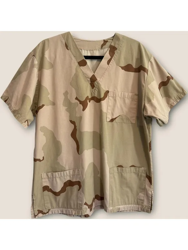 Desert Camouflage Scrub Top V-Neck 3 Pocket Tan Brown Green - Image 2