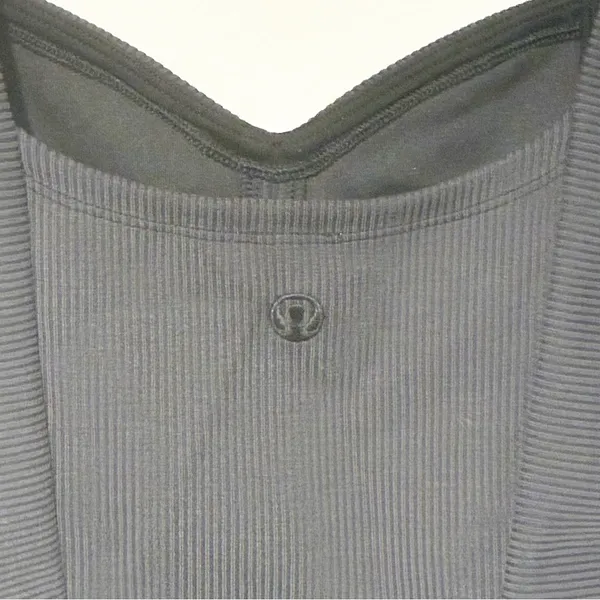 Lululemon Size XS Black Ribbed Softstreme Sweetheart‎ Tank Top - Image 6