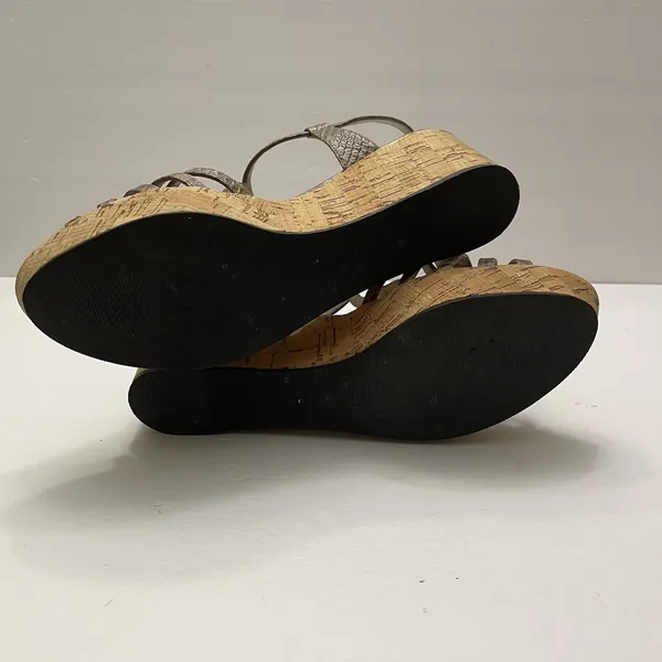 Tahari Star Cork Wedge Platform Tan‎ Snakeskin Sandal Women's 8 M Shoes Open Toe - Image 8