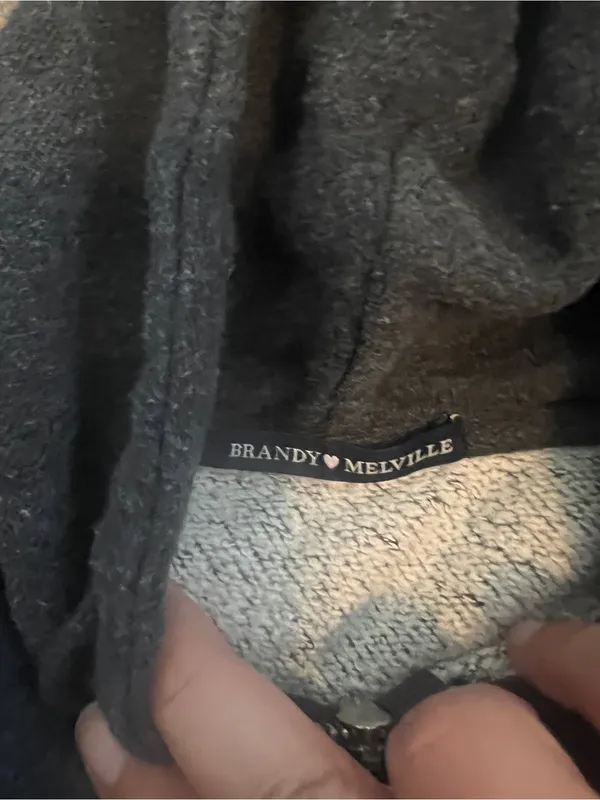 Brandy Melville grey cropped hoodie - Image 12