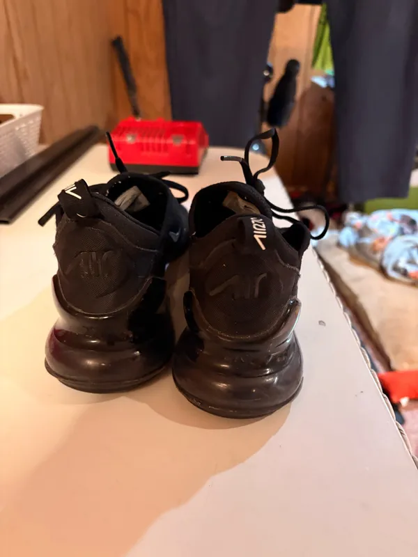 Youth nike air max 270 shoes - Image 2