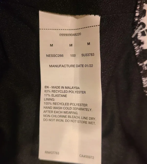 Nike 1 pc Swimsuit Suze Medium - Image 5