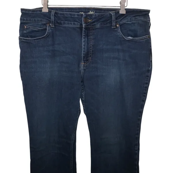 Wrangler Western Bootcut Jeans Embroidered Pockets Womans 35X34 - Image 2