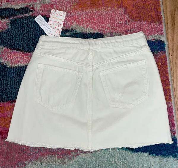Free People NWT White Denim Skirt - Image 3