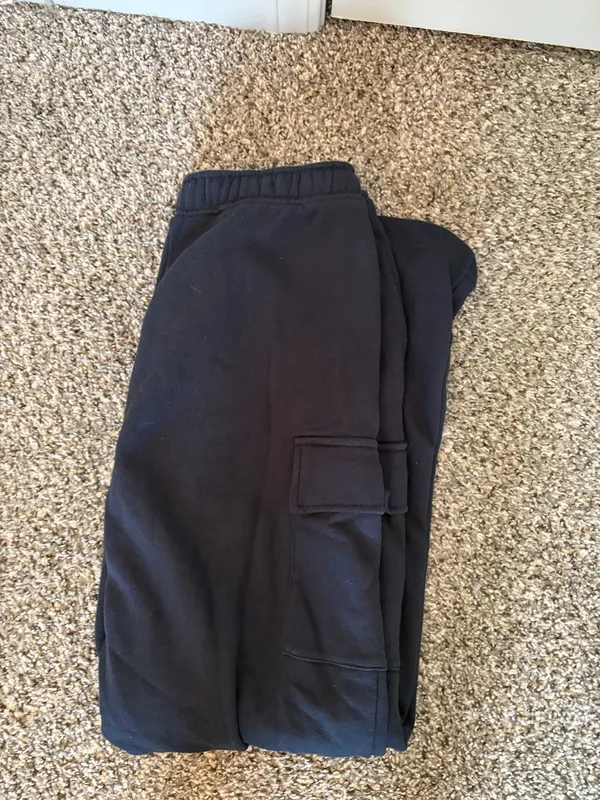 Amazon Navy Cargo Sweatpants - Image 2