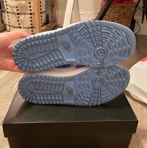 Air Jordan 1 Low Golf 'UNC' - Image 8