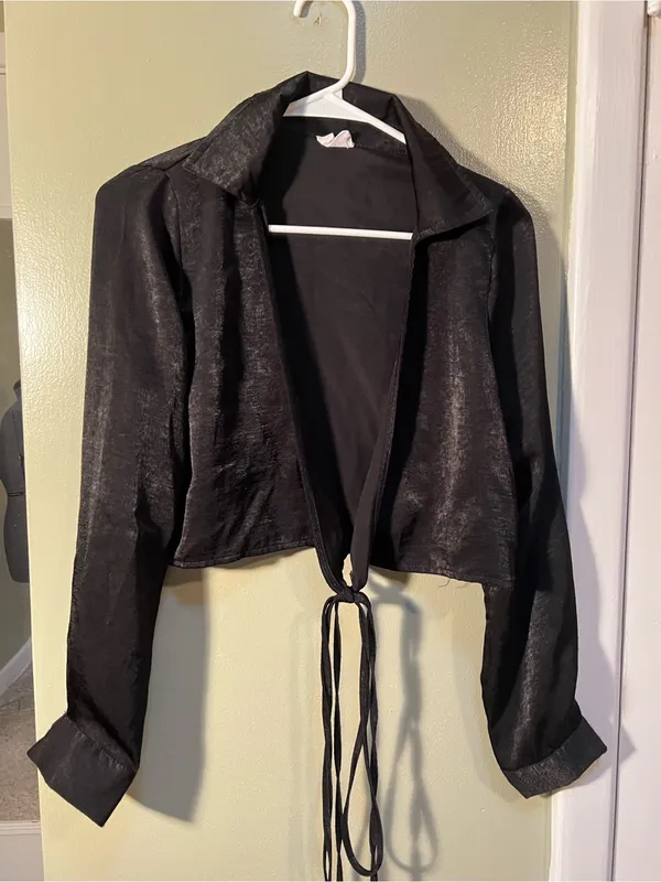 Cotton On Women’s Size Small Tie Front Blouse Long Sleeve Cropped Collar Satin - Image 2
