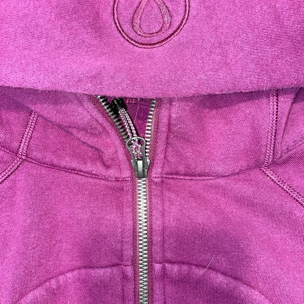 Woman’s size 4 lululemon full zip scuba - Image 2