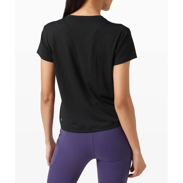 Lululemon Black Train to Be Short Sleeve Relaxed Fit Mesh Shirt Size 4 - Image 3