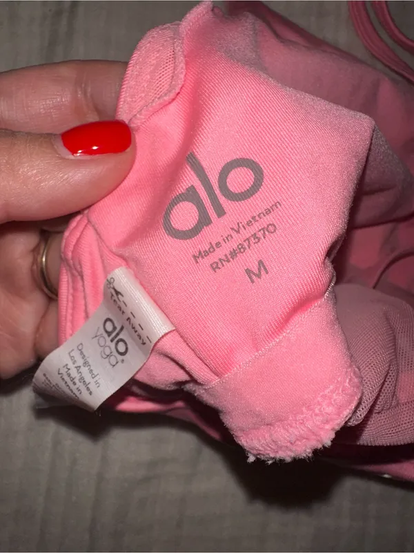 Alo Yoga Lavish Sports Bra size M - Image 5