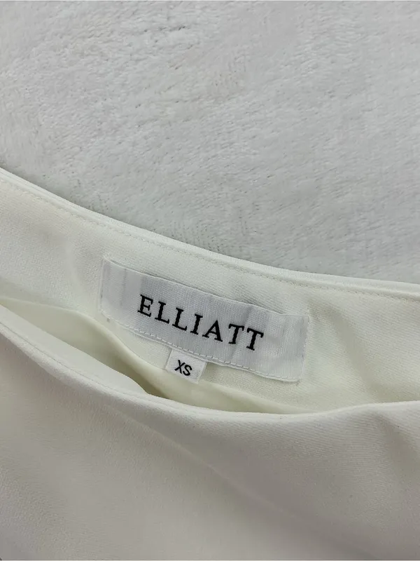 Elliatt One-Shoulder White Feather-Trim Mini Dress1175 - Image 4