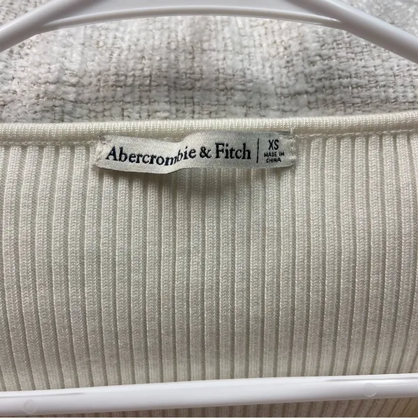 Abercrombie & Fitch V-Neck Ribbed Sweater Bodysuit in Cream Women’s Size XS - Image 7