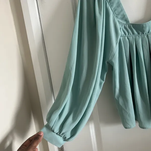 ASOS DESIGN Square Neck Top With Blouson Sleeve in Sage - Image 4