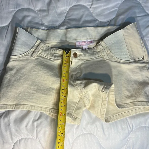 Isabel Maternity Denim Shorts Size 2 White - Image 3