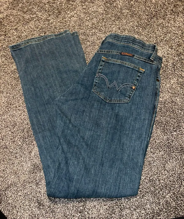 Jeans - Image 2