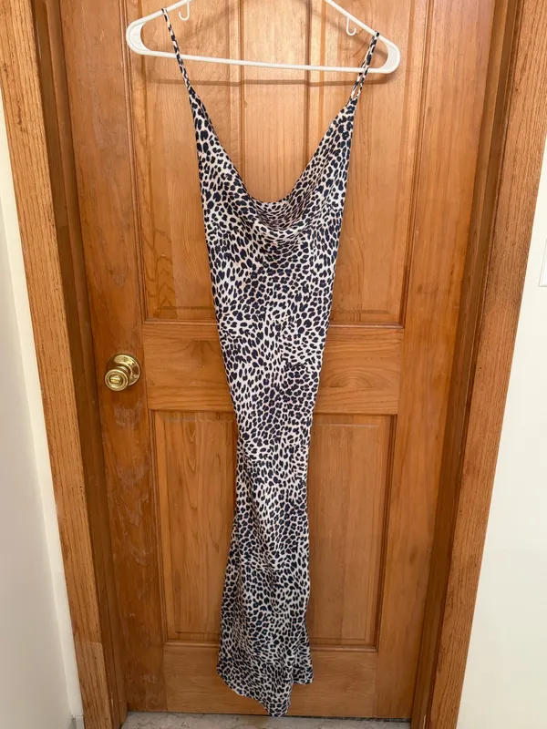 Boutique Midi Dress - Image 3