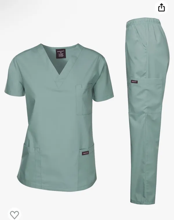 BNWT Scrub Set Green - Image 4