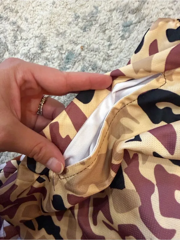 Camo Athletic Shorts Bundle 2 Pack Zip Pocket Medium NWOT Brown - Image 4